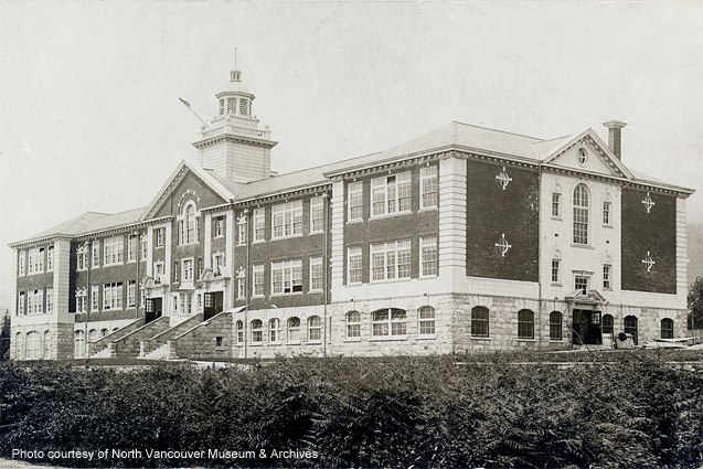 Historic Photo of Queen Mary.jpg